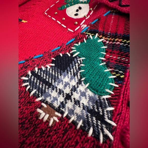 Vintage Christmas Icons Patchwork cute/Ugly Christmas Cardigan Sweater S… - Picture 6 of 16